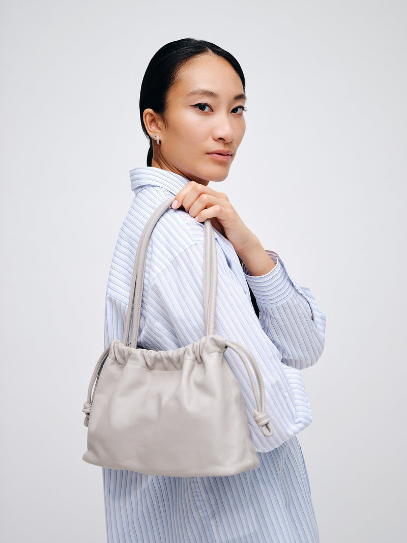 PARK Knot Bag KB02 Perla, scenery