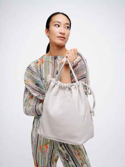 PARK Knot Bag KB04 Perla, scenery