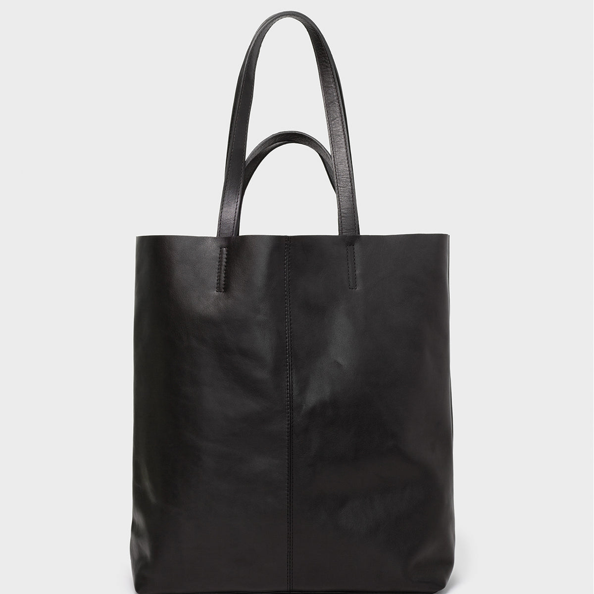 Leather Tote Bags in various colours and shapes – Tagged 